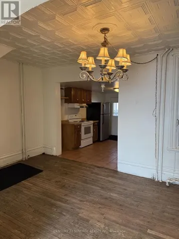 279 St Andrew Street Ottawa ON K1N 5G8