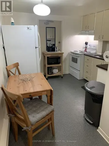 279 St Andrew Street Ottawa ON K1N 5G8