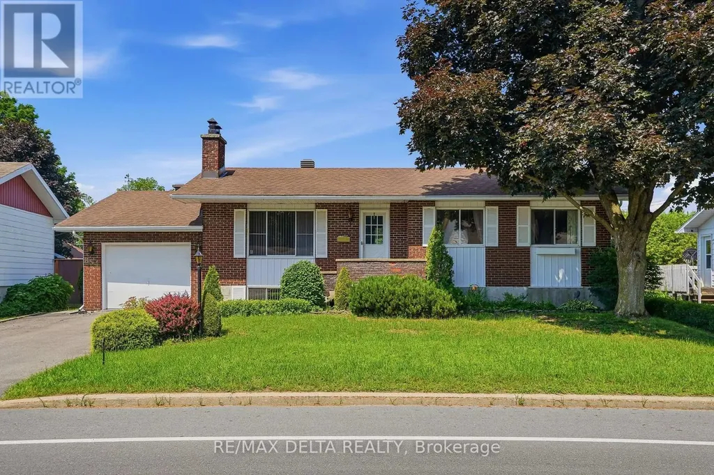 854 Edmond Street Hawkesbury ON K6A 3E3