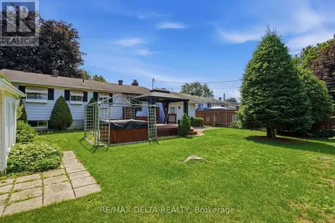 854 Edmond Street Hawkesbury ON K6A 3E3