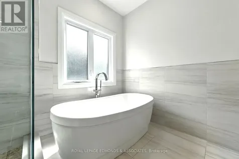 517 Sydenham Street Pembroke ON K8A 8K5