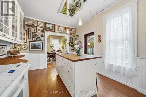 34 Gladstone Avenue St. Thomas ON N5R 2L4