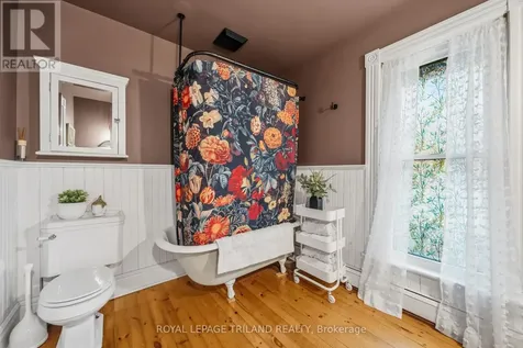 34 Gladstone Avenue St. Thomas ON N5R 2L4