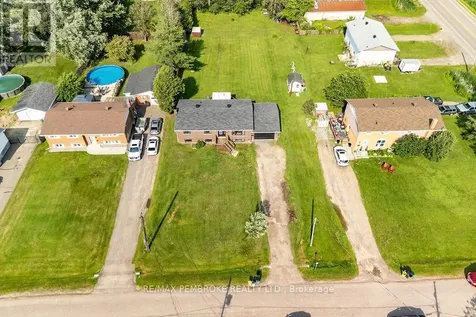 41 Meadowbrook Drive Laurentian Valley ON K8A 7C2