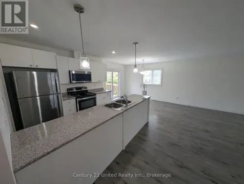 10 William Street Selwyn ON K0L 2H0