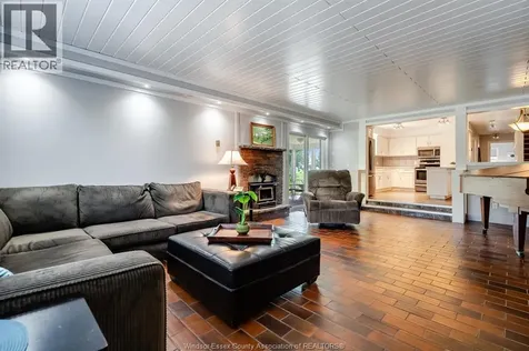 383 South Talbot Road Kingsville ON N8M 2X5