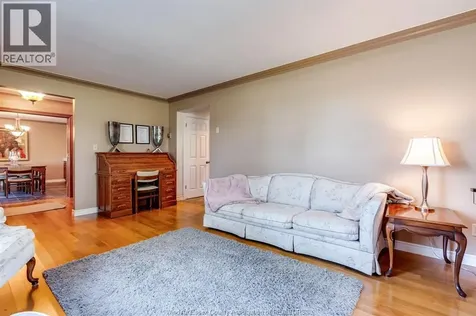 383 South Talbot Road Kingsville ON N8M 2X5