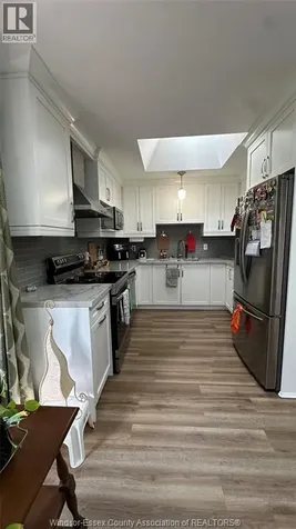 225 Frank Avenue Windsor ON N8S 3N7