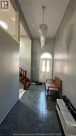 225 Frank Avenue Windsor ON N8S 3N7