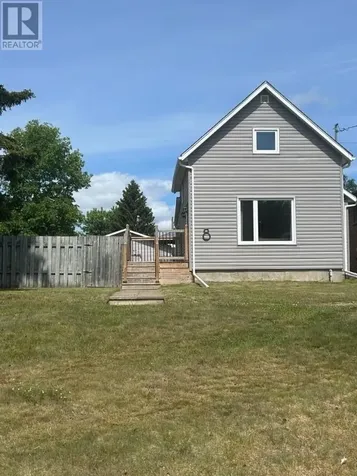 8 Ruttan Street Thunder Bay ON P7A 5C3
