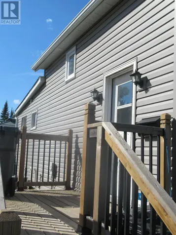 8 Ruttan Street Thunder Bay ON P7A 5C3