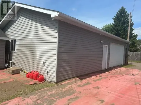 8 Ruttan Street Thunder Bay ON P7A 5C3