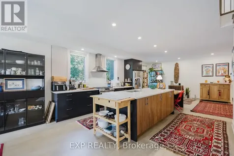 62 Columbus Avenue Ottawa ON K1K 1R3