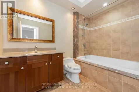 5800 Queenscourt Crescent Ottawa ON K4M 1K3