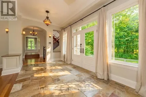 5800 Queenscourt Crescent Ottawa ON K4M 1K3