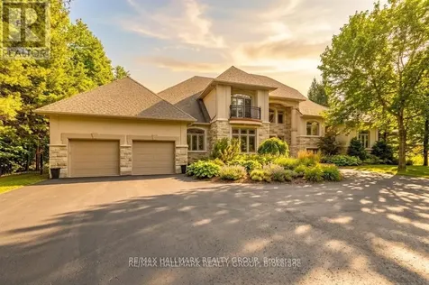 5800 Queenscourt Crescent Ottawa ON K4M 1K3