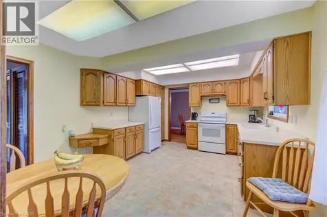 74 Pine Street Aylmer ON N5H 1P3