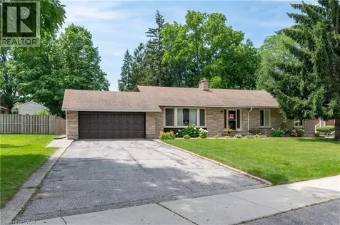 74 Pine Street Aylmer ON N5H 1P3