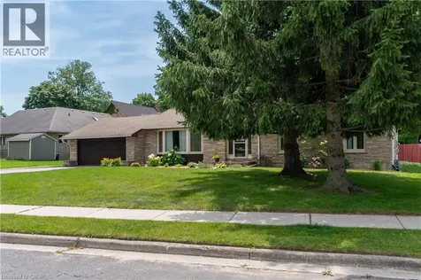74 Pine Street Aylmer ON N5H 1P3