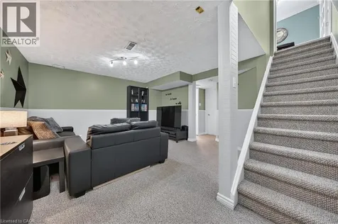 129 Victoria Road North Guelph ON N1E 6V3