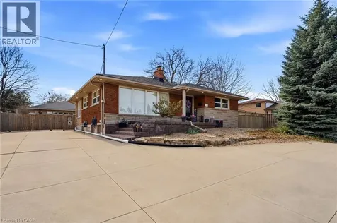 473 Mohawk Road West Hamilton ON L9C 1X3