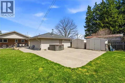 473 Mohawk Road West Hamilton ON L9C 1X3