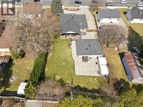 473 Mohawk Road West Hamilton ON L9C 1X3