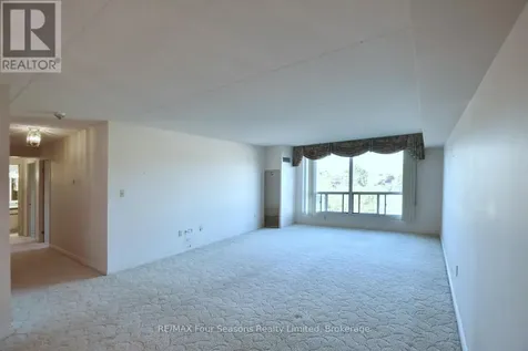 172 Eighth Street Collingwood ON L9Y 4T2