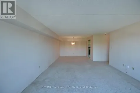 172 Eighth Street Collingwood ON L9Y 4T2