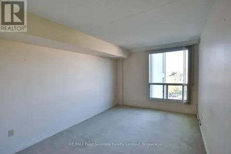 172 Eighth Street Collingwood ON L9Y 4T2