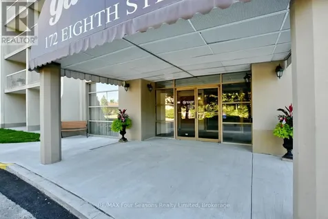 172 Eighth Street Collingwood ON L9Y 4T2