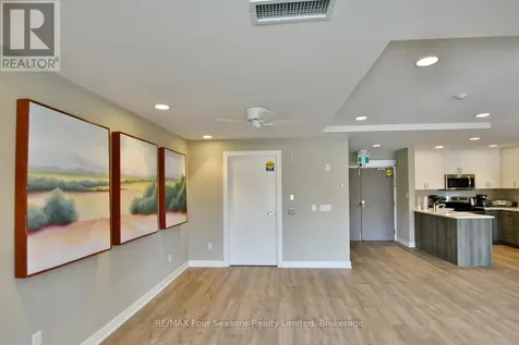 172 Eighth Street Collingwood ON L9Y 4T2