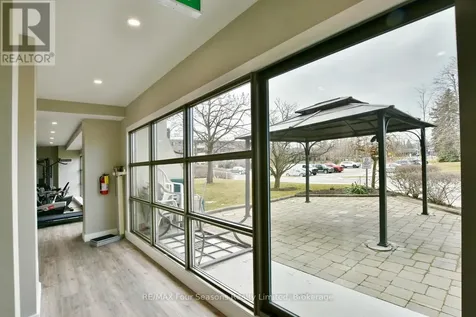 172 Eighth Street Collingwood ON L9Y 4T2