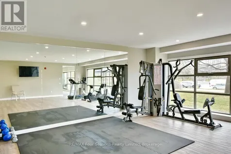 172 Eighth Street Collingwood ON L9Y 4T2