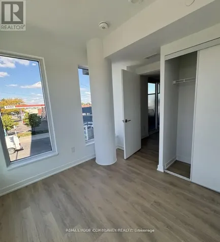 1100 Sheppard Avenue West Toronto (york University Heights) ON M3K 0E4