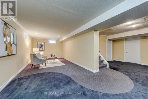 1633 Greenbriar Drive Oakville (ga Glen Abbey) ON L6M 1Y3