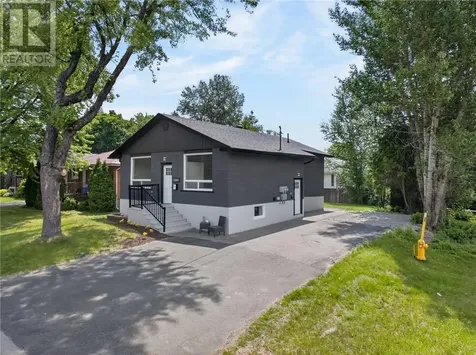 2205 Madison Avenue Greater Sudbury ON P3A 2P7