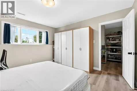 5524 Fraser Street Niagara Falls ON L2E 3C9