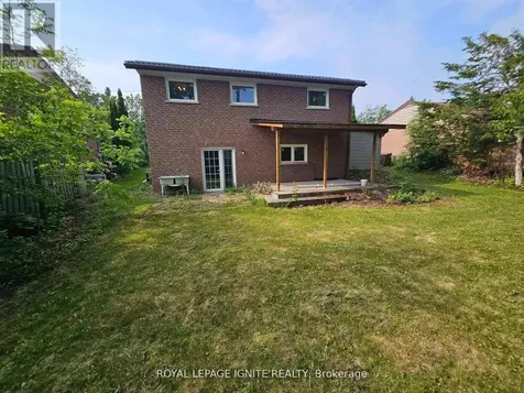 253 Woodland Drive North Selwyn ON K9L 1P2