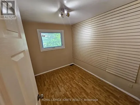 253 Woodland Drive North Selwyn ON K9L 1P2