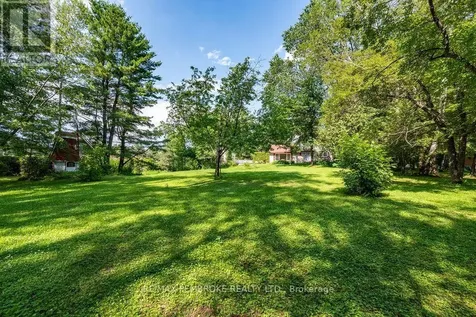 775 Pinegrove Crescent Petawawa ON K8A 7E3
