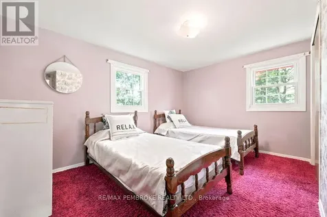 775 Pinegrove Crescent Petawawa ON K8A 7E3