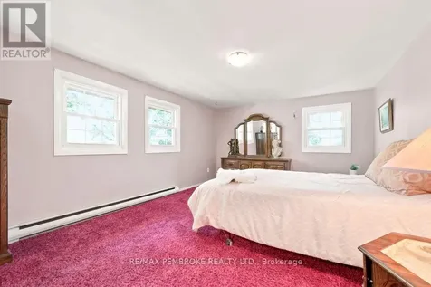 775 Pinegrove Crescent Petawawa ON K8A 7E3