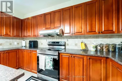 23 Hearthstone Place Ottawa ON K2G 7B3