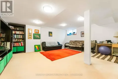 23 Hearthstone Place Ottawa ON K2G 7B3