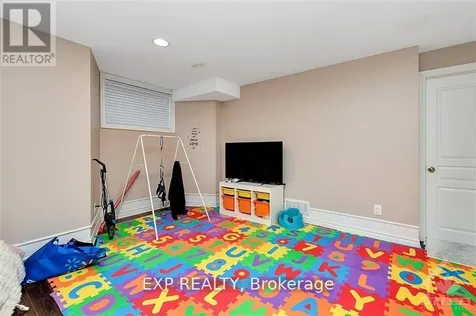 535 Salzburg Drive Ottawa ON K4A 0C6