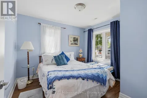 16 Clover Court Wasaga Beach ON L9Z 0G4