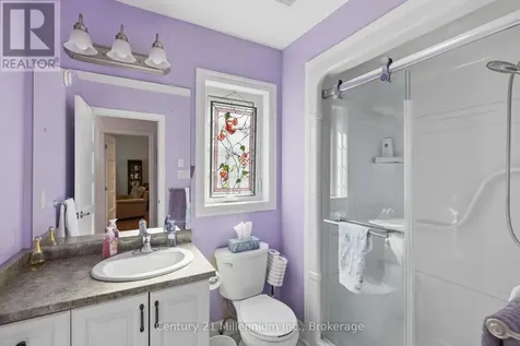 16 Clover Court Wasaga Beach ON L9Z 0G4