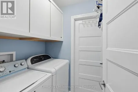 16 Clover Court Wasaga Beach ON L9Z 0G4
