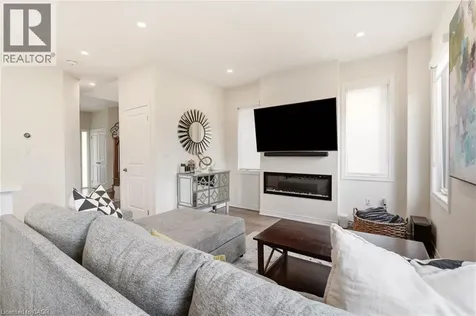 67 Pinot Crescent Stoney Creek ON L8E 0J9